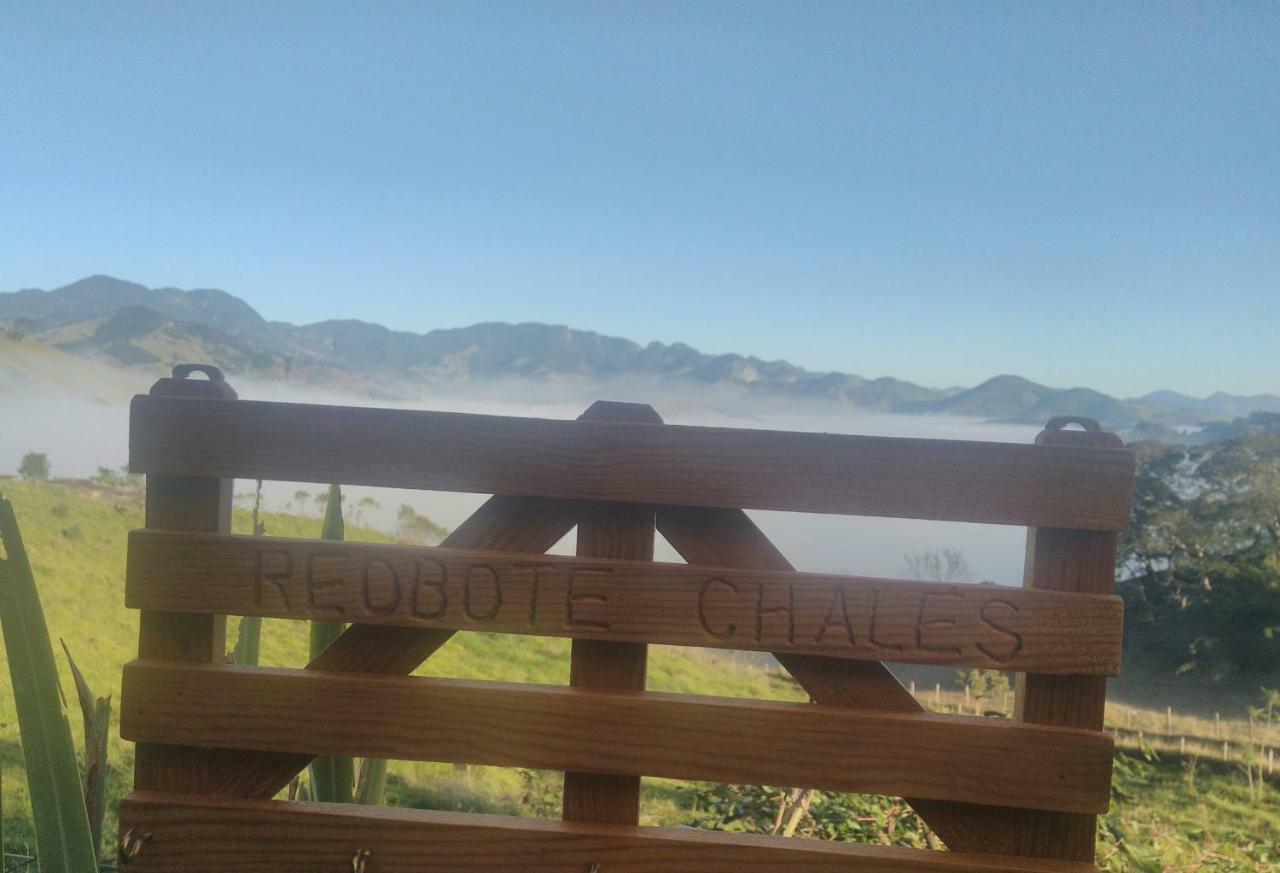 Reobote Chales São Bento do Sapucaí Exteriér fotografie